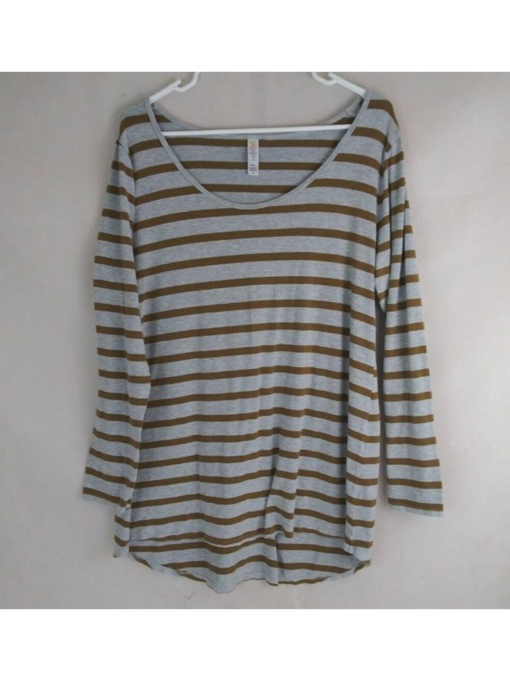 LuLaRoe Long Sleeve Gold & Gray Stripe Shirt Size XL